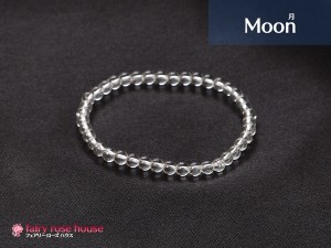月　￥4,600（水晶丸玉4mm／品番BL-MO-1）